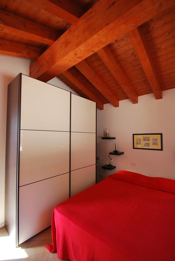 Villetta Ciclamino Casa Alzi Exteriör bild